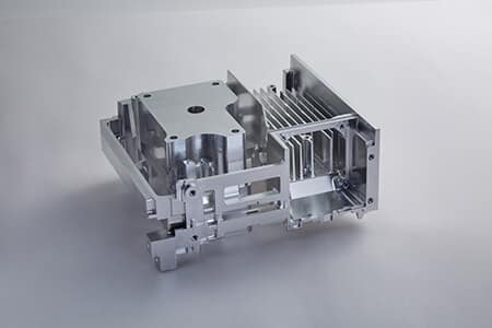 カスタムパーツの精密CNC旋盤加工サービス